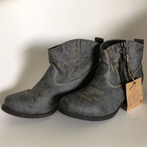 Big Buddha black-grey booties
